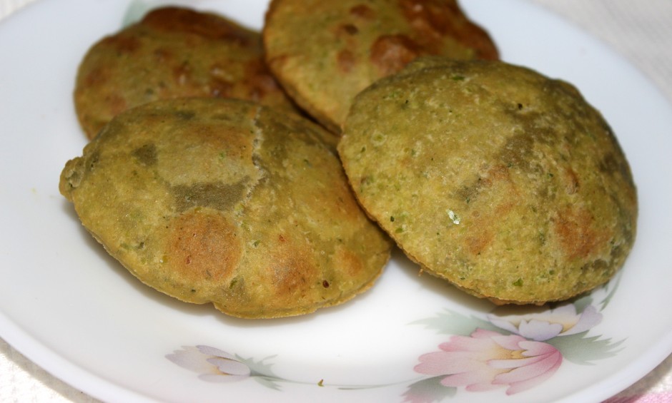 green peas puri